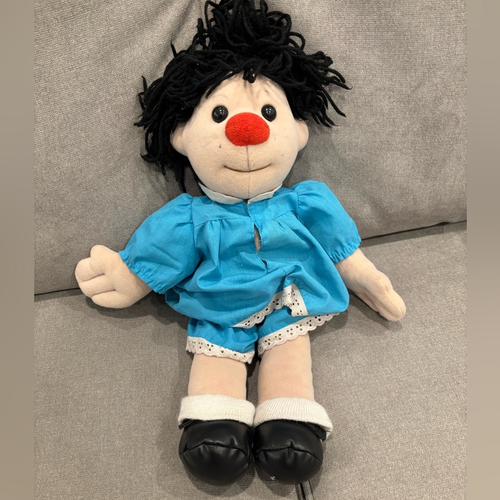 Vintage Big comfy couch Molly doll